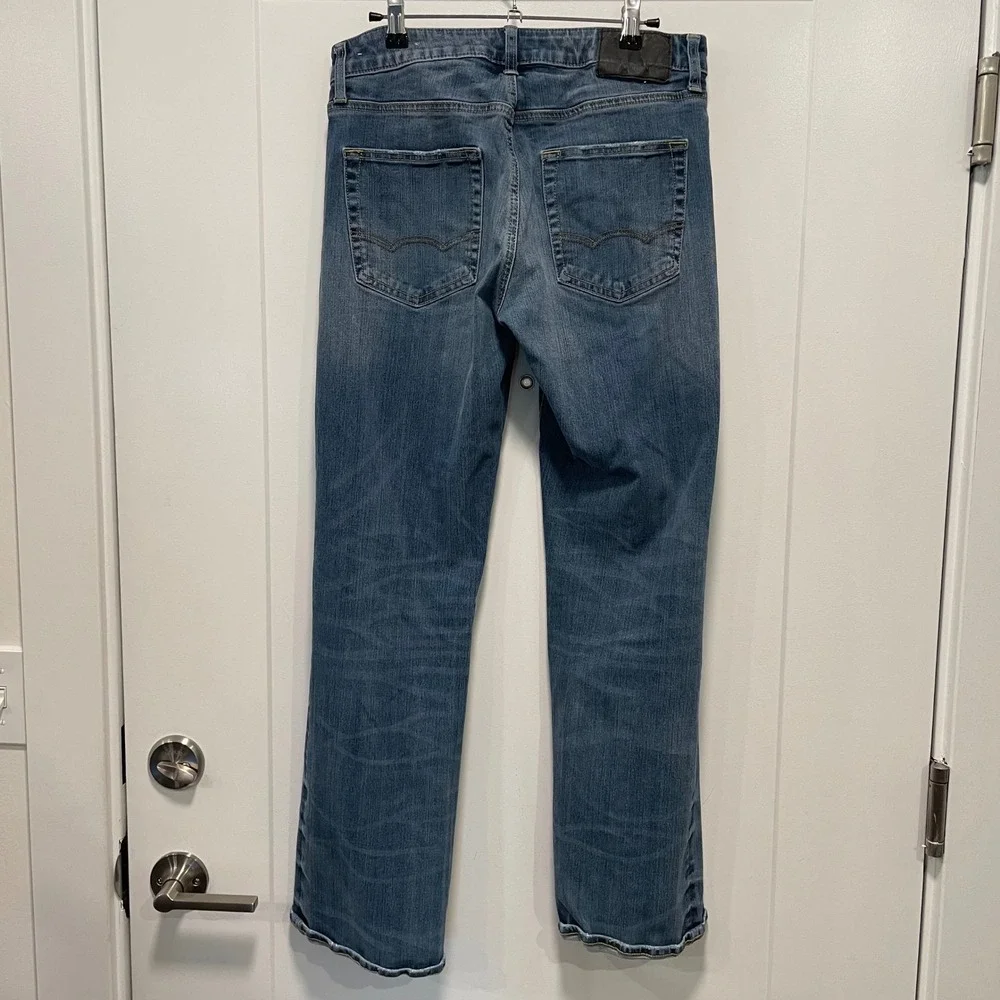 American Eagle Mens Extreme Flex 4 Slim Straight Jeans 30x32 Medium Wash Blue